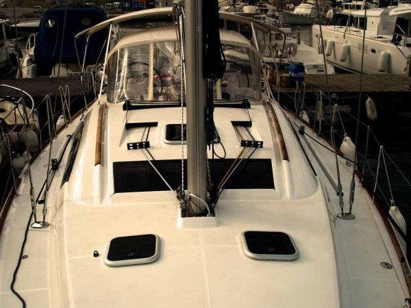BENETEAU — OCEANIS 40 (2011)